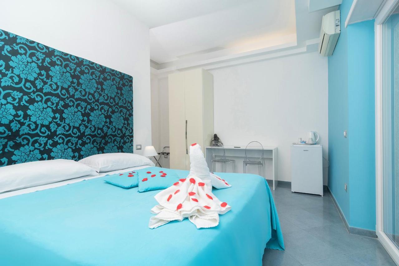 Guest House Emily Suites Sorrento Exteriör bild