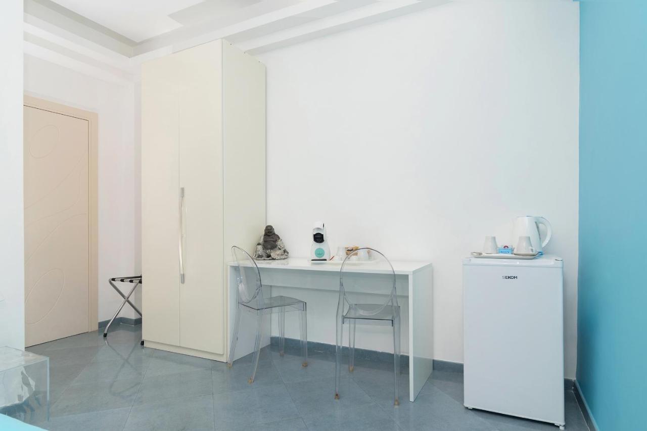 Guest House Emily Suites Sorrento Exteriör bild